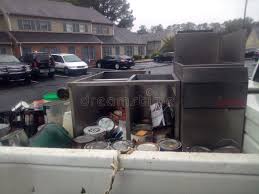 Best Hot Tub Removal  in Edinburg, VA